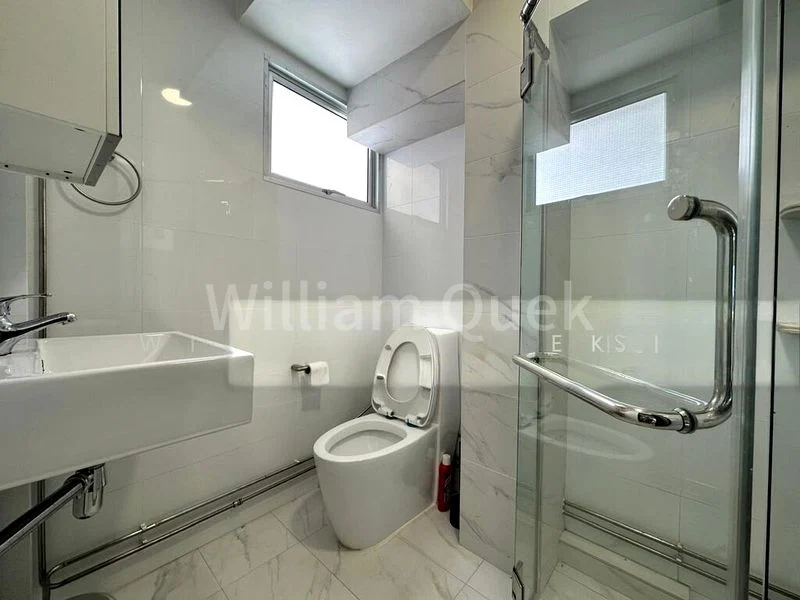 5 Room (5A) HDB for Rent in 460 Ang Mo Kio Avenue 10 - Image 5