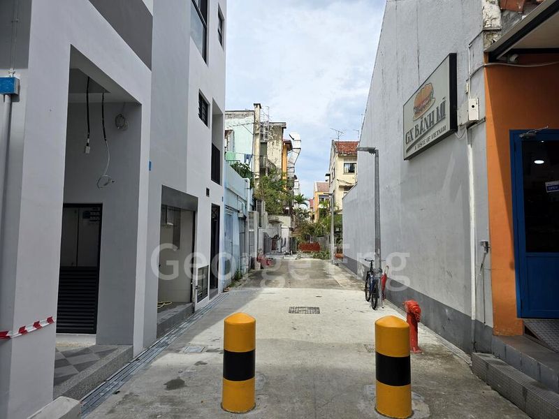 Shop / Shophouse for Rent: Ground floor unit for rent on Sims Ave - Image 1