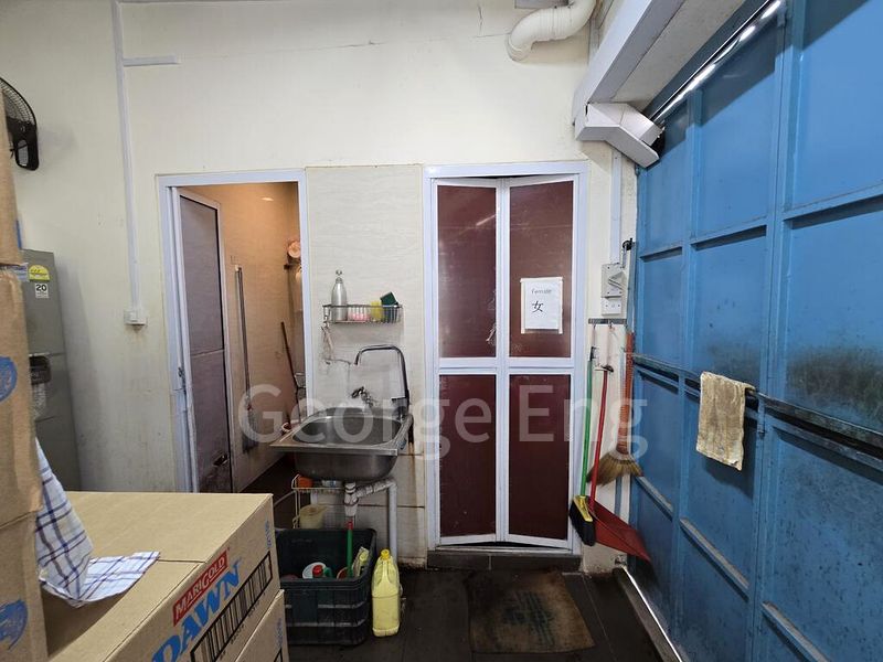 Shop / Shophouse for Rent: Ground floor unit for rent on Sims Ave - Image 3