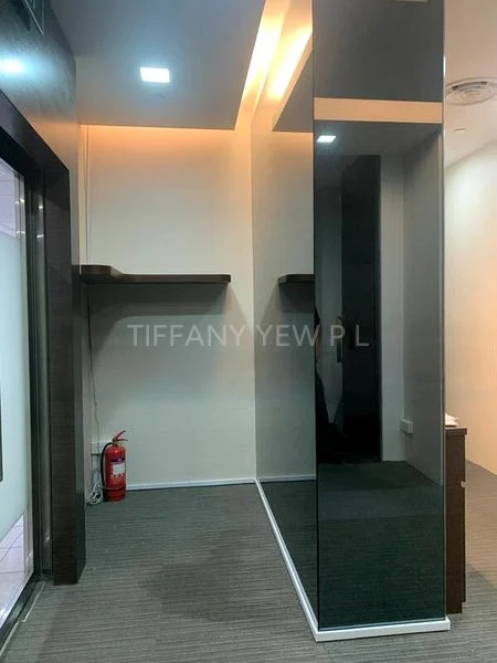 Light Industrial (B1) for Sale: E-Centre @ Redhill - Image 4