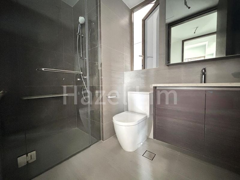 2 Bed Condo for Sale in  Pasir Ris 8 / Pasir Ris Mall - Image 9