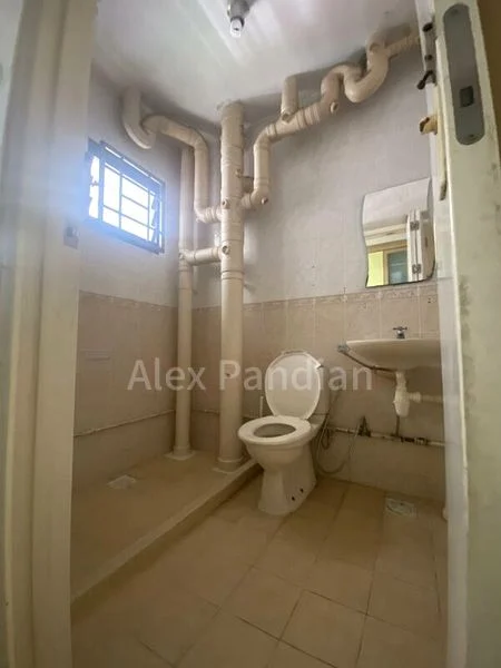 4 Room (4NG) HDB for Rent in  980D Buangkok Crescent - Image 7