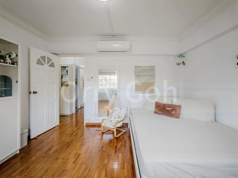 Maisonette HDB for Sale in  108 Pasir Ris Street 12 - Image 11