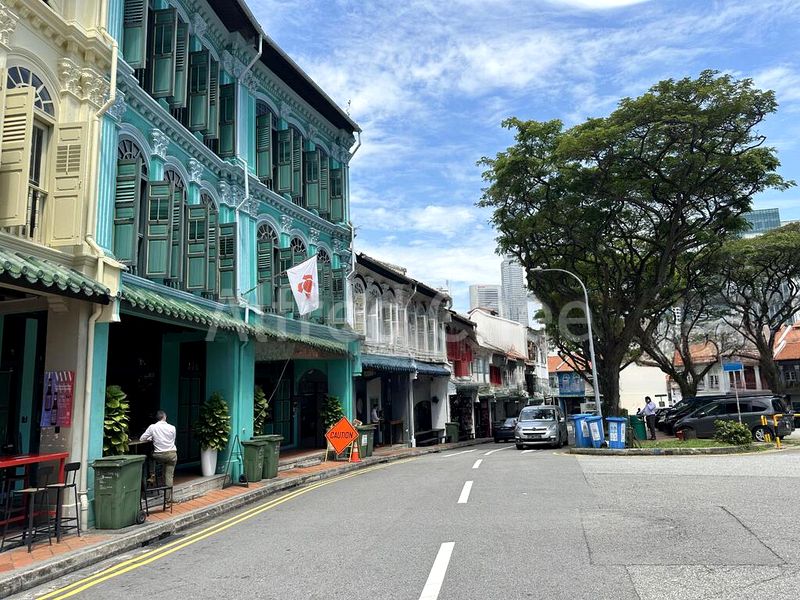 Shop / Shophouse for Sale: Cheapest 2-Storey plus Mezzanine Duxton Hill Property; Full Restaurant Usage. - Image 3