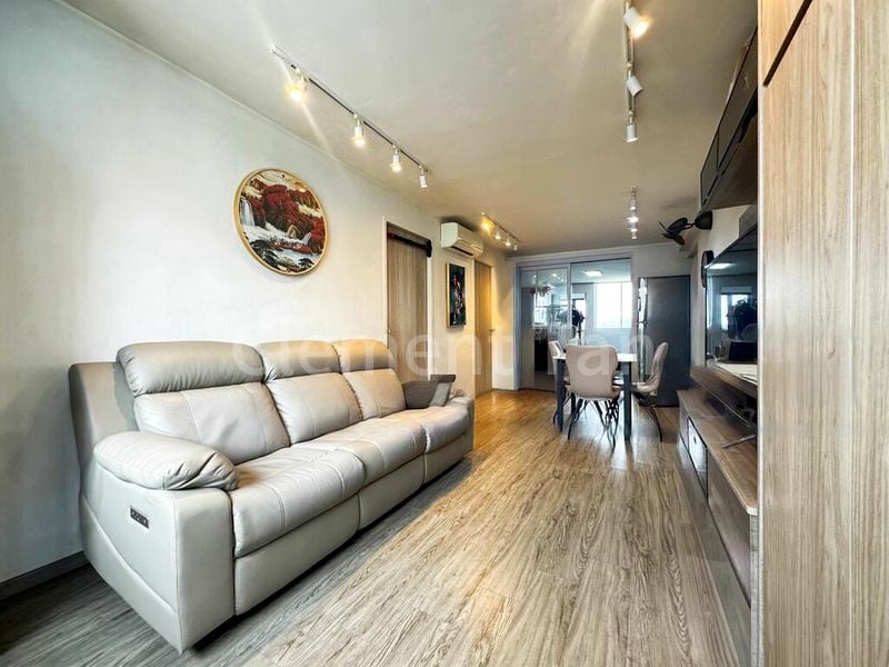 3 Room (3I) HDB for Sale in  4 Ghim Moh Road - Image 1