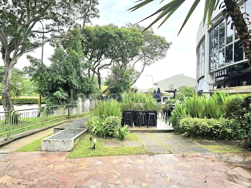 Food & Beverage for Rent: Serene Centre Shop - Image 1