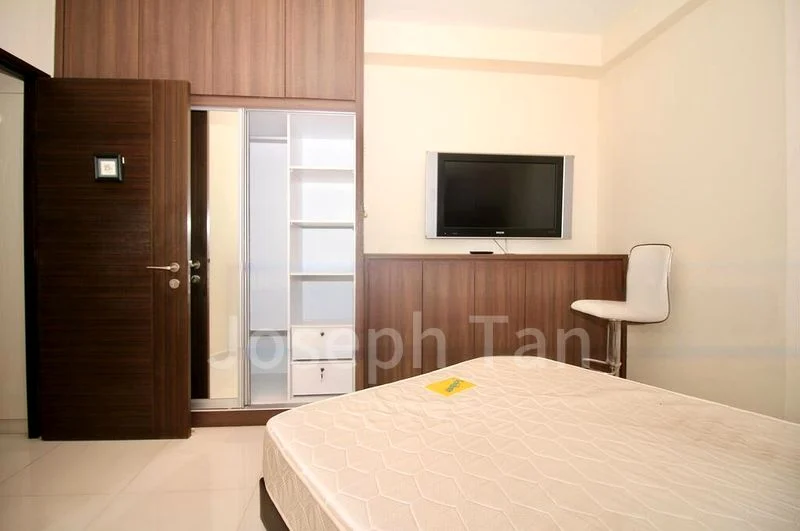 3 Bed Condo for Sale in  Bayshore Park - Image 3