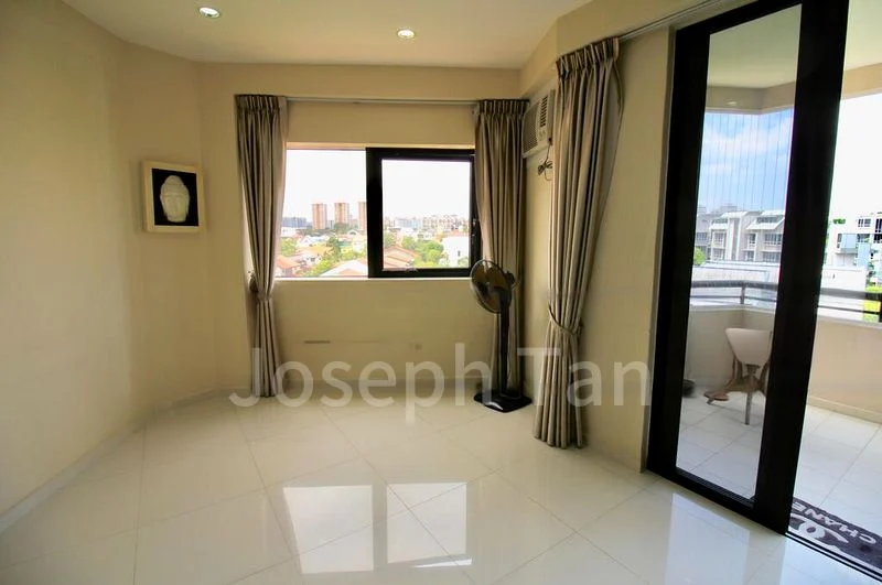 3 Bed Condo for Sale in  Bayshore Park - Image 13