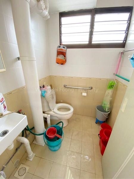 Common Room (HDB) for Rent in  572 Ang Mo Kio Avenue 3 - Image 4