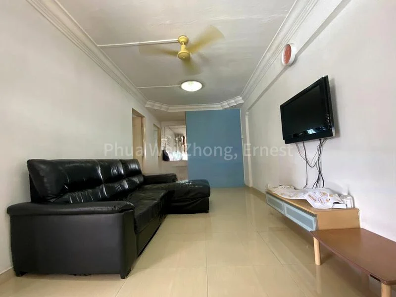 3 Room (3NG) HDB for Rent in  248 Hougang Avenue 3 - Image 1