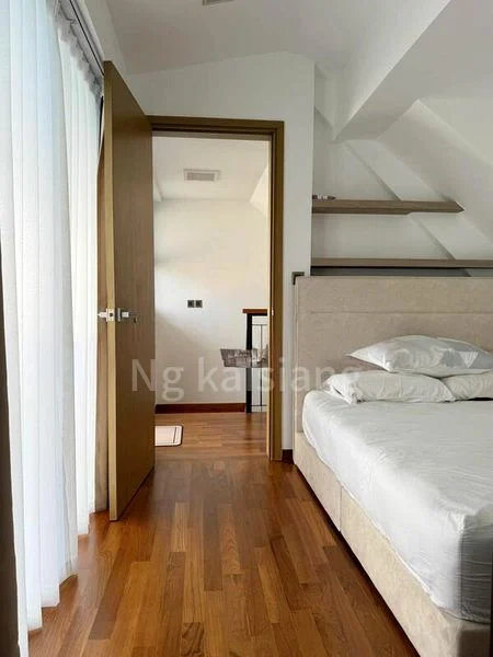 Room (Landed) for Rent in  Parry Park - Image 1