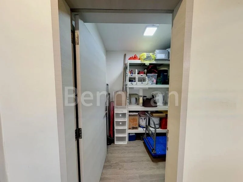 Executive HDB for Rent in  497D Tampines Street 45 - Image 1