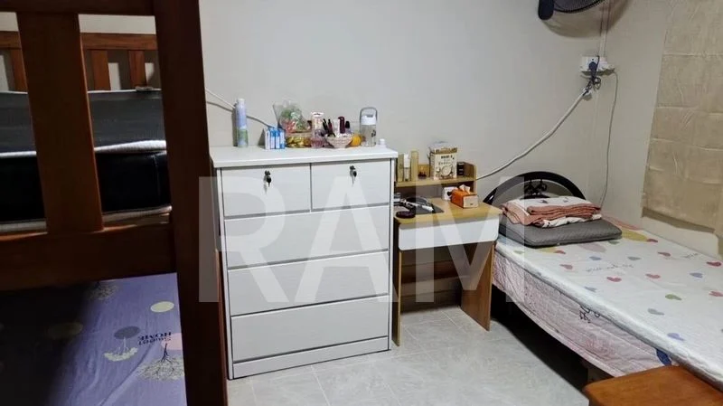 Common Room (HDB) for Rent in 675 Hougang Avenue 8 - Image 1