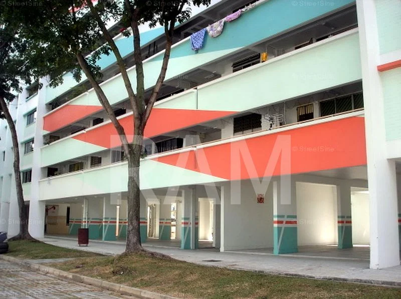 Common Room (HDB) for Rent in 675 Hougang Avenue 8 - Image 2