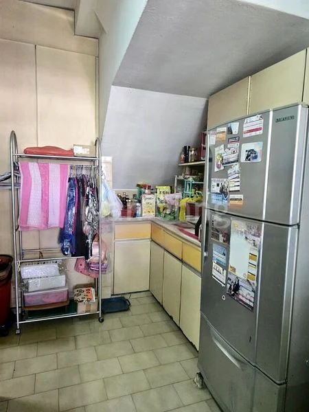 4 Bed Terraced House (Landed) for Sale in  Pasir Panjang Gardens - Image 6