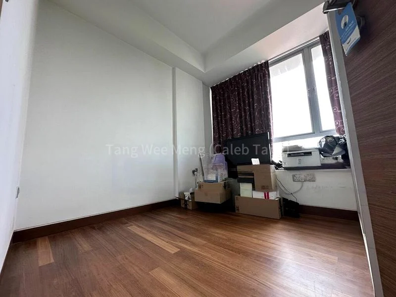 2 Bed Condo for Rent in  Cosmo - Image 5