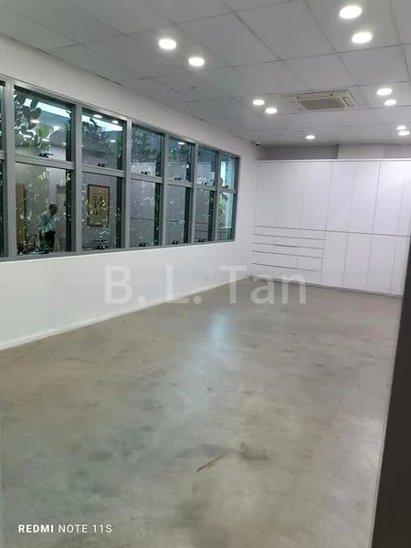 Office for Rent: Meissa - 3,000 Sq Ft Office/Retail Shop, 123 Main Street - Image 3