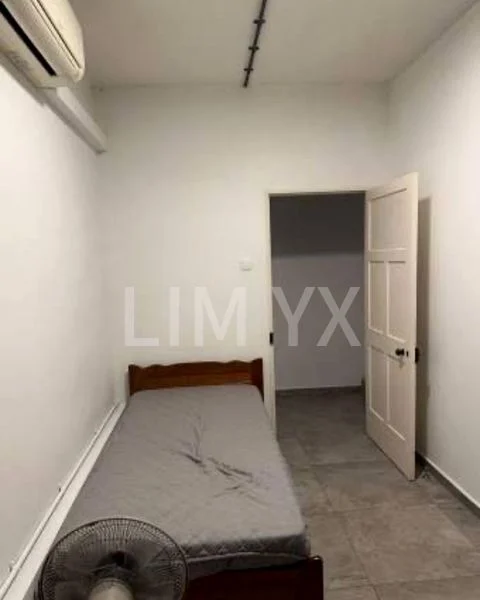 Common Room (HDB) for Rent in 41 Kim Cheng Street - Image 2