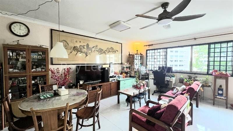 4 Room (4A) HDB for Sale in  407 Serangoon Avenue 1 - Image 1