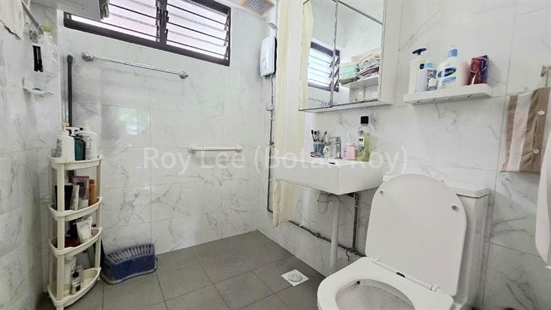 4 Room (4A) HDB for Sale in  407 Serangoon Avenue 1 - Image 8