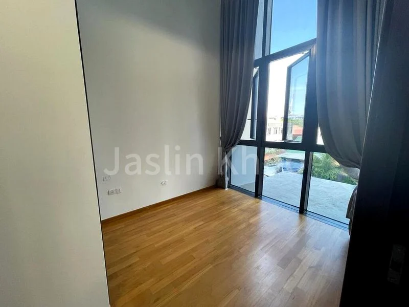 2 Bed Condo for Rent in Arena Residences - Image 5