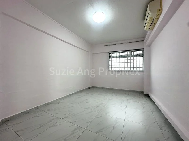 4 Room (4A) HDB for Rent in 142 Lorong Ah Soo - Image 4