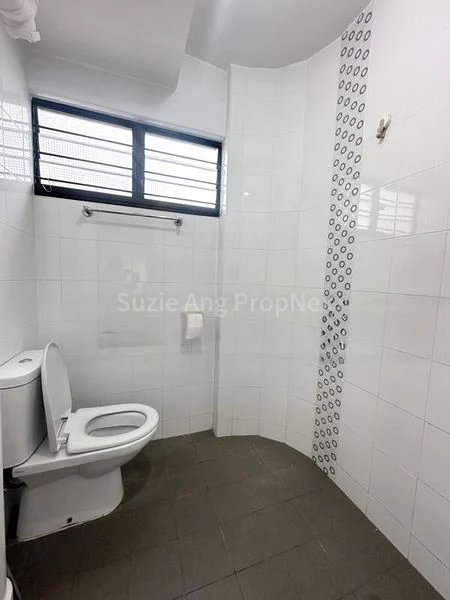 4 Room (4A) HDB for Rent in 142 Lorong Ah Soo - Image 7