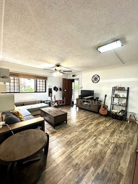 4 Room (4NG) HDB for Sale in  111 Serangoon North Avenue 1 - Image 3