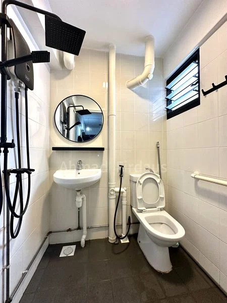 4 Room (4NG) HDB for Sale in  111 Serangoon North Avenue 1 - Image 9