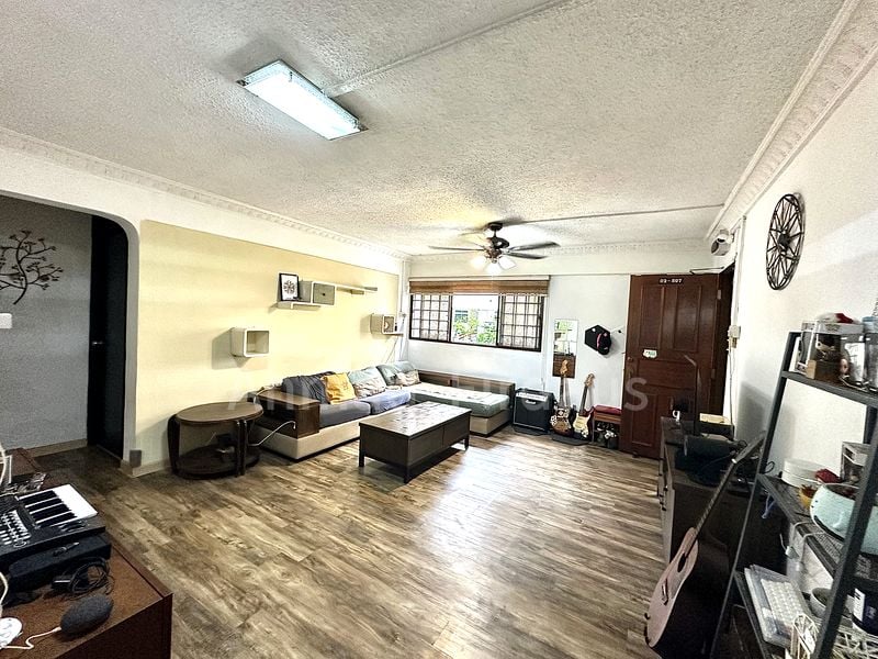 4 Room (4NG) HDB for Sale in  111 Serangoon North Avenue 1 - Image 7