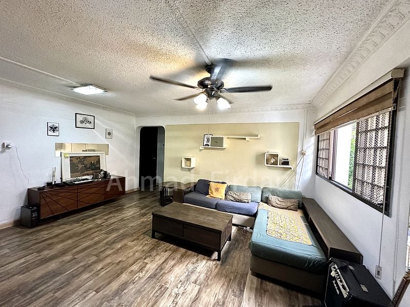 4 Room (4NG) HDB for Sale in  111 Serangoon North Avenue 1 - Image 6