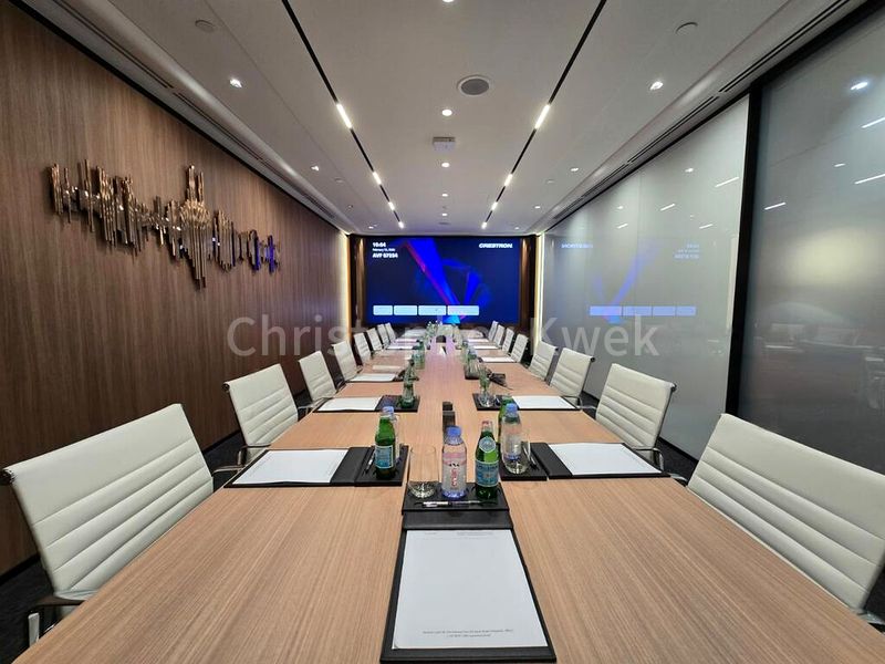 Office for Rent: Gateway East - Image 13