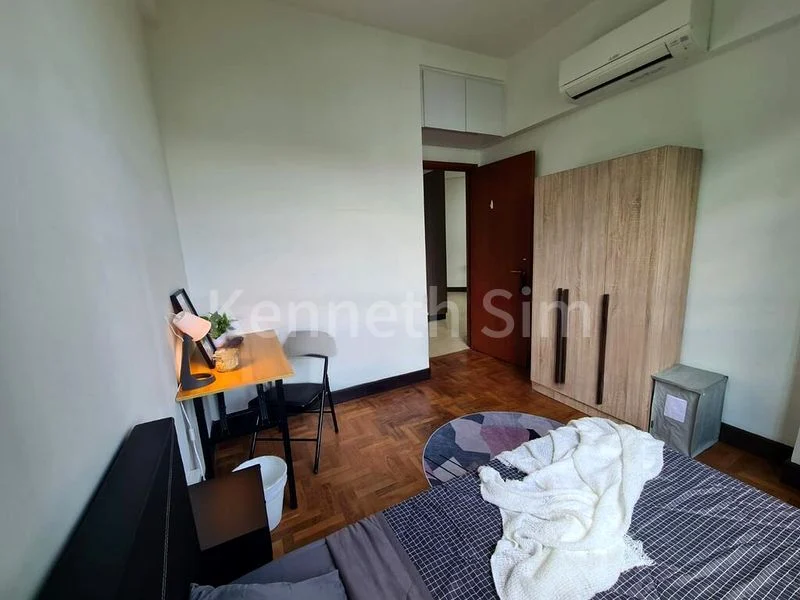 Common Room (Condo) for Rent in  Parc Oasis - Image 11