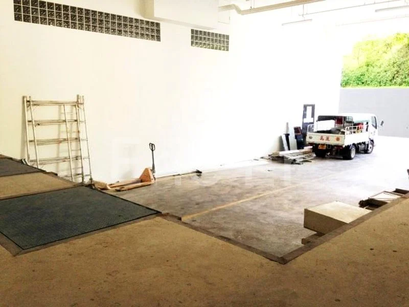 Light Industrial (B1) for Sale in  Primax - Image 4