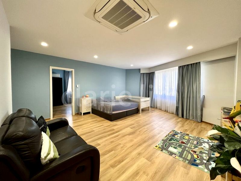 5 Bed Apartment (Condo) for Sale in  The Vantage - Image 10