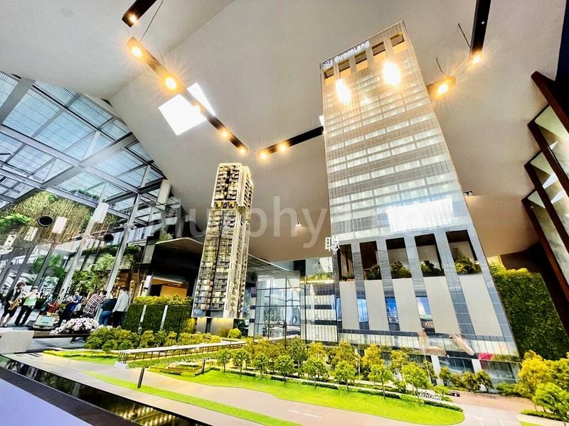 2 Bed Condo for Sale in Midtown Bay - Image 7