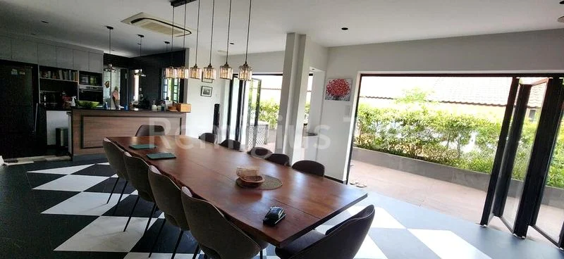 4 Bed Bungalow (Landed) for Rent in  Capitol Park - Image 6