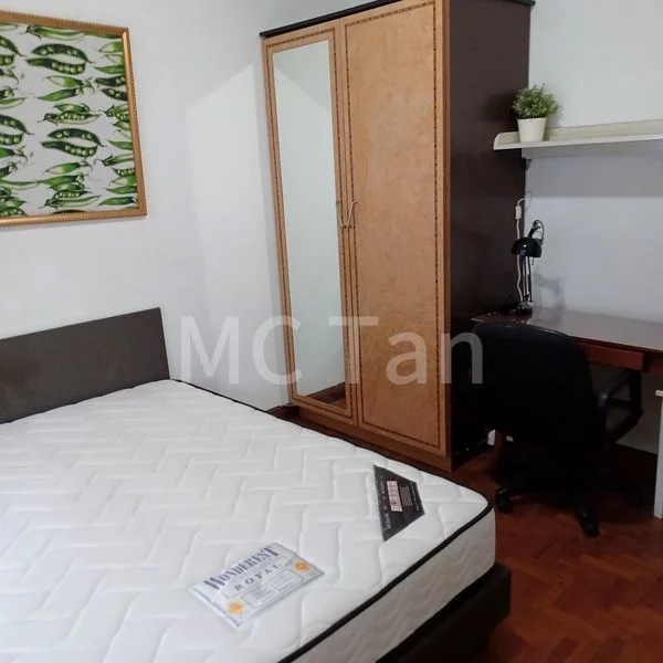 Common Room (Condo) for Rent in Uni Building - Image 1