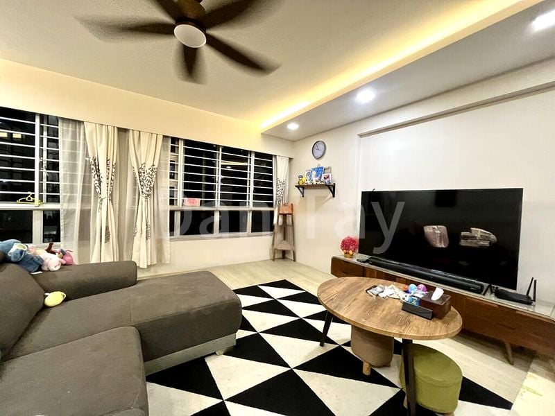 5 Room (5I) HDB for Sale in  785A Woodlands Rise - Image 3