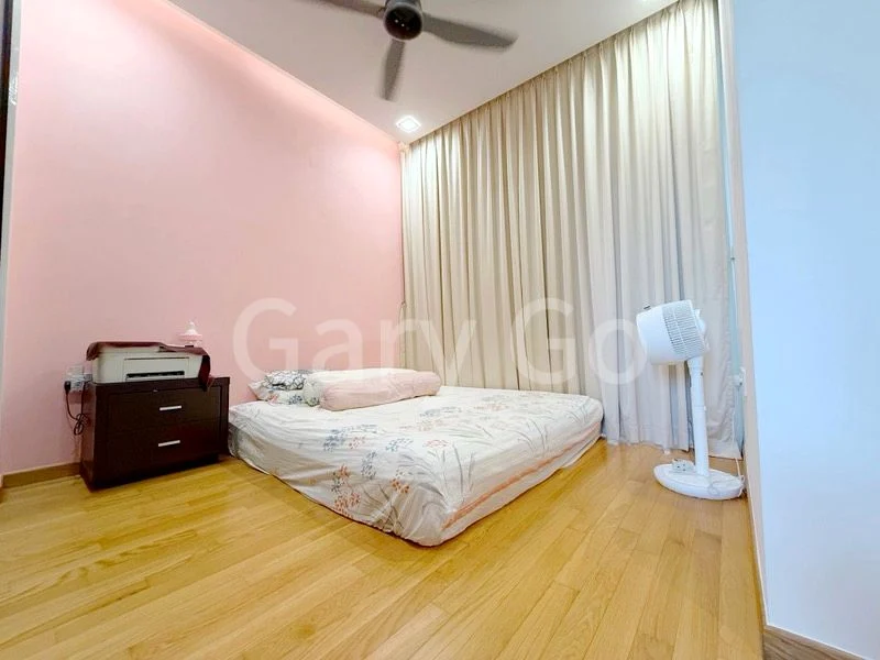 3 Bed Condo for Sale in  The Navian - Image 9