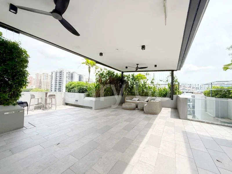 3 Bed Condo for Sale in  The Navian - Image 18