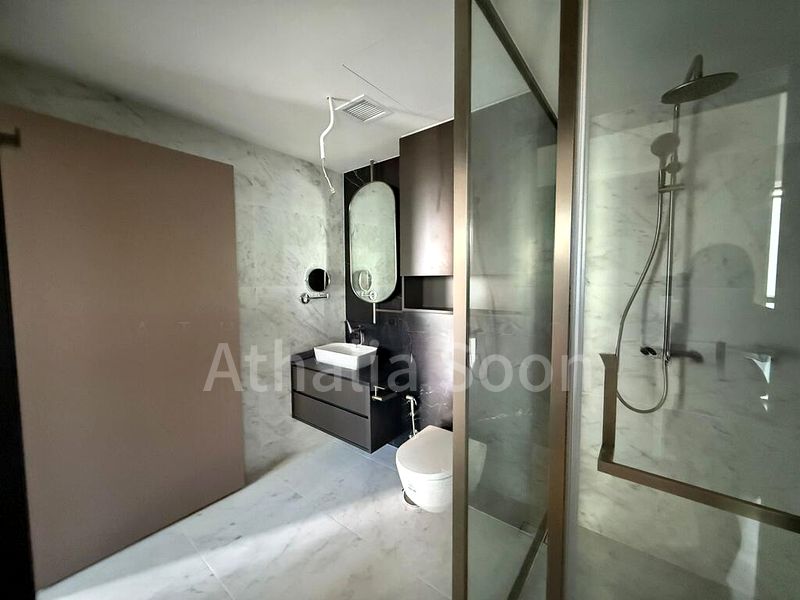 2 Bed Condo for Rent in  Newport Residences / Newport Tower - Image 7
