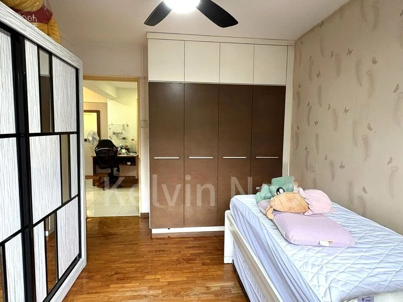 5 Room (5I) HDB for Sale in 73 Telok Blangah Heights - Image 3