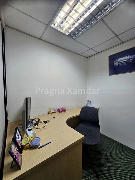 Office for Sale: High Street Centre - Image 1