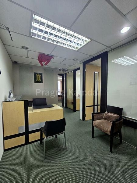 Office for Sale: High Street Centre - Image 2