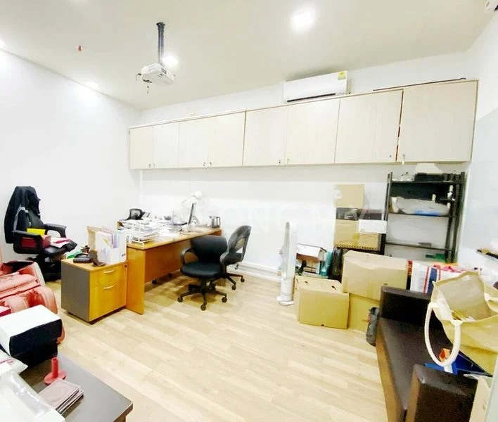 Factory / Workshop (B2) for Sale: "Pioneer Junction - Image 1