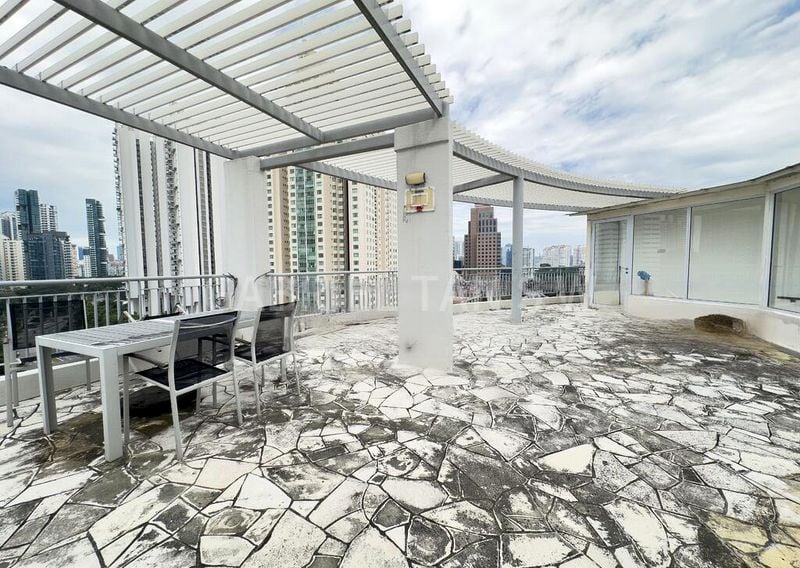 3 Bed Condo for Sale in  The Aston - Image 10