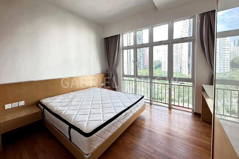 3 Bed Condo for Sale in  The Aston - Image 7