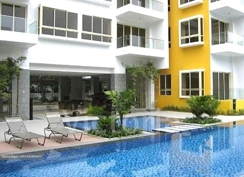 Master Room (Condo) for Rent in The Estiva - Image 11