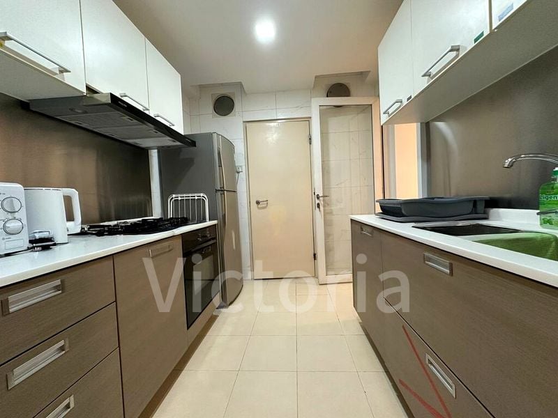 Master Room (Condo) for Rent in The Estiva - Image 5